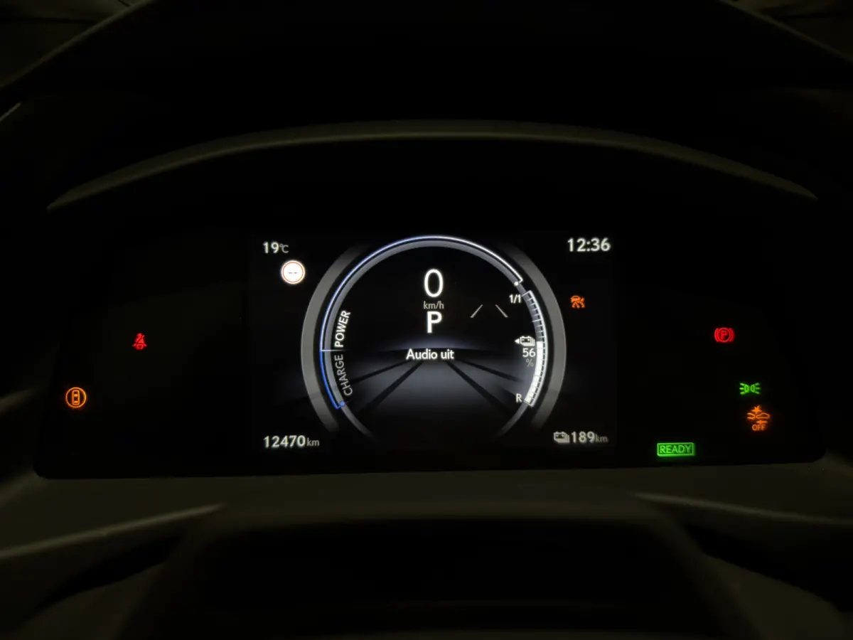 450e Executive Line 71 kWh | SOH 97,9 % | Leder interieur | Stoelen gekoeld & verwarmd | LMV 20"