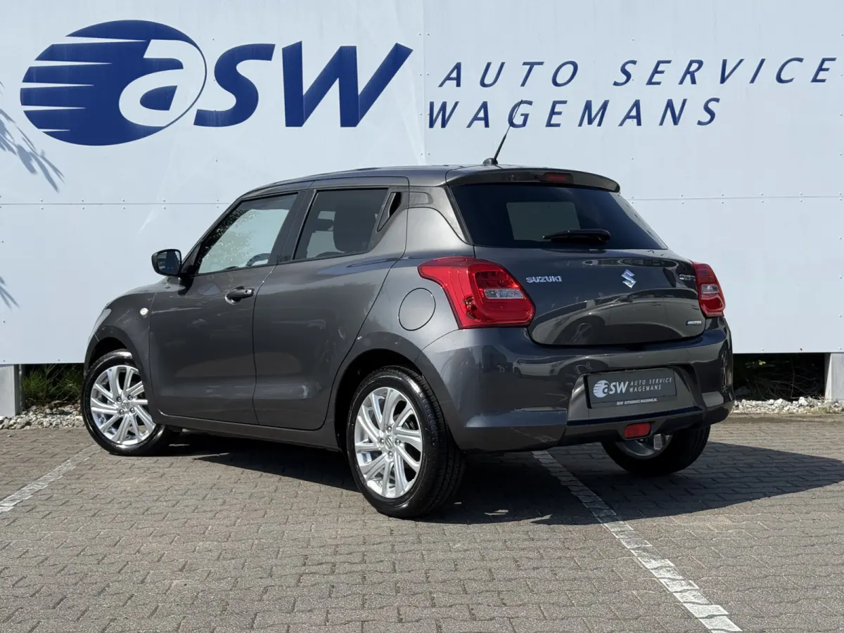 1.2 Select Smart Hybrid | CarPlay | ACC | Camera | Airco | LED