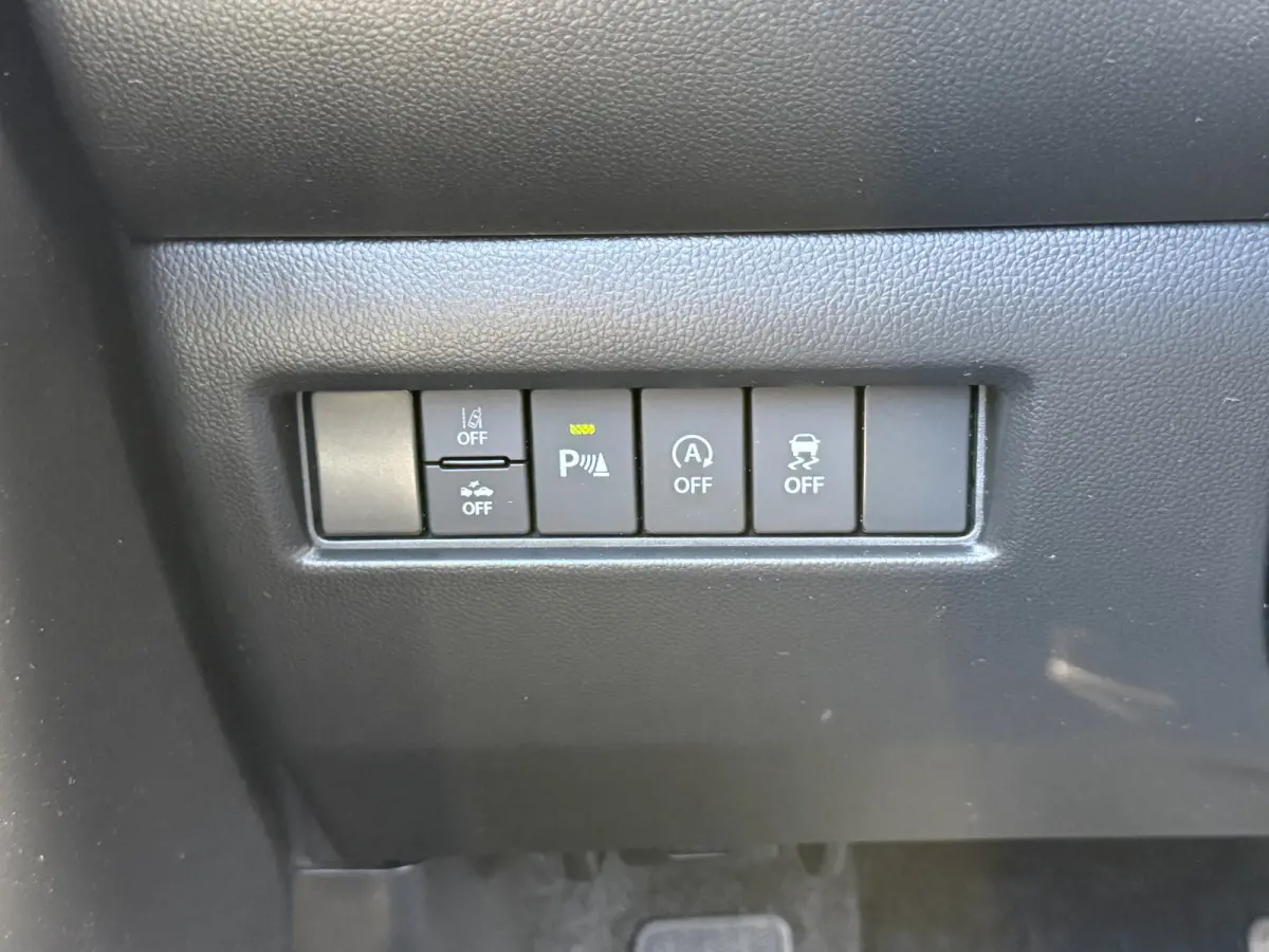 1.2 Select Smart Hybrid | CarPlay | ACC | Camera | Airco | LED
