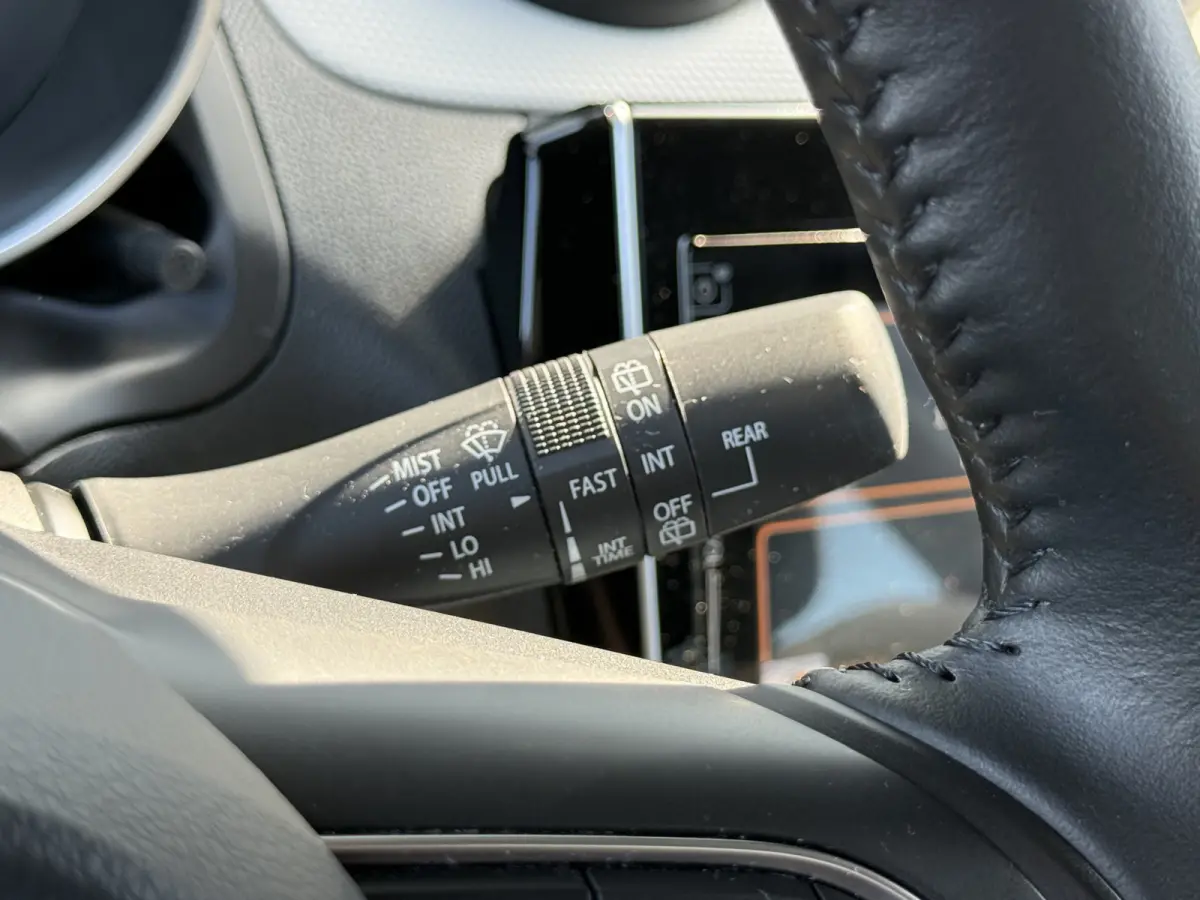 1.2 Select Smart Hybrid | CarPlay | ACC | Camera | Airco | LED