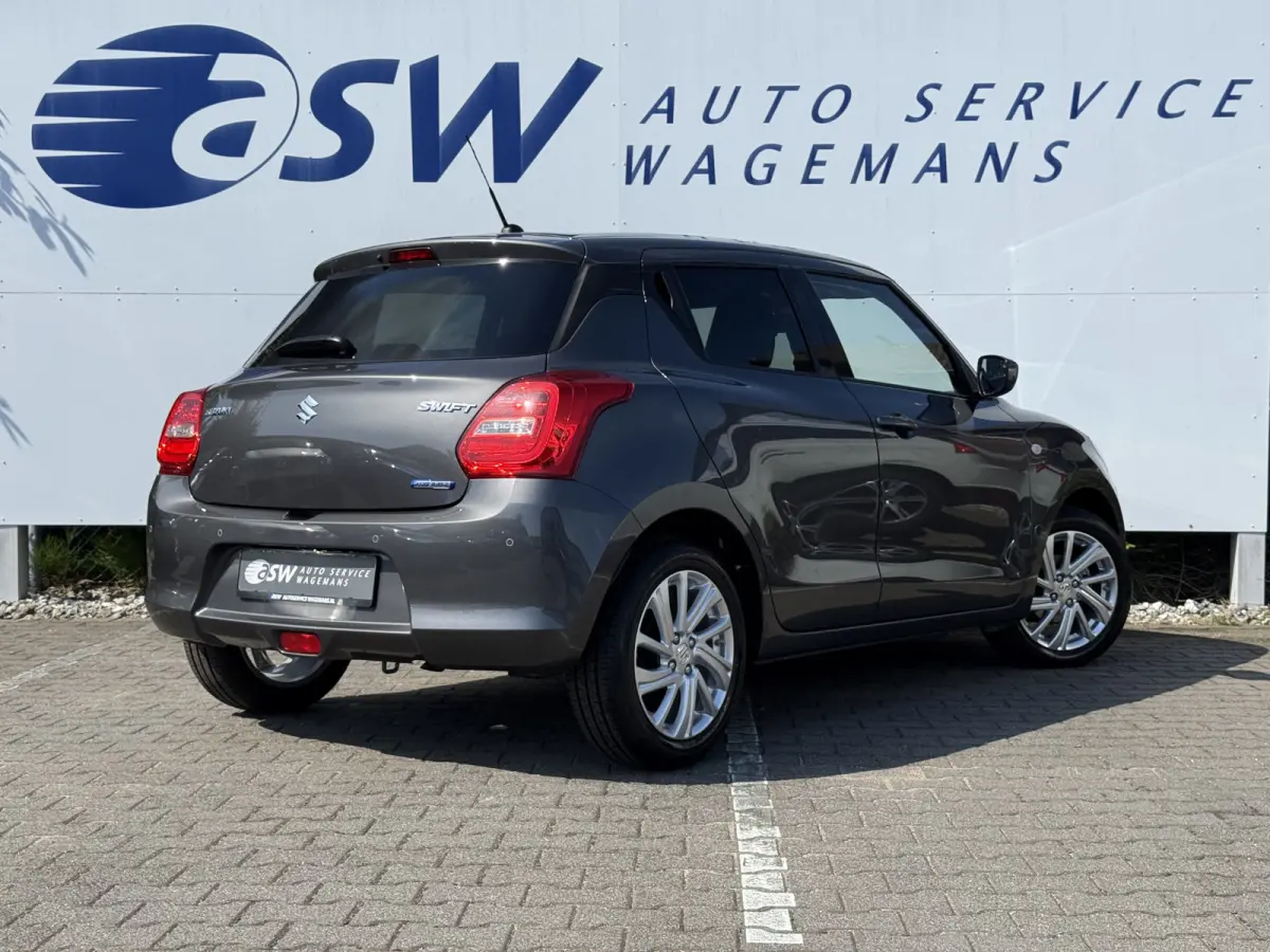 1.2 Select Smart Hybrid | CarPlay | ACC | Camera | Airco | LED