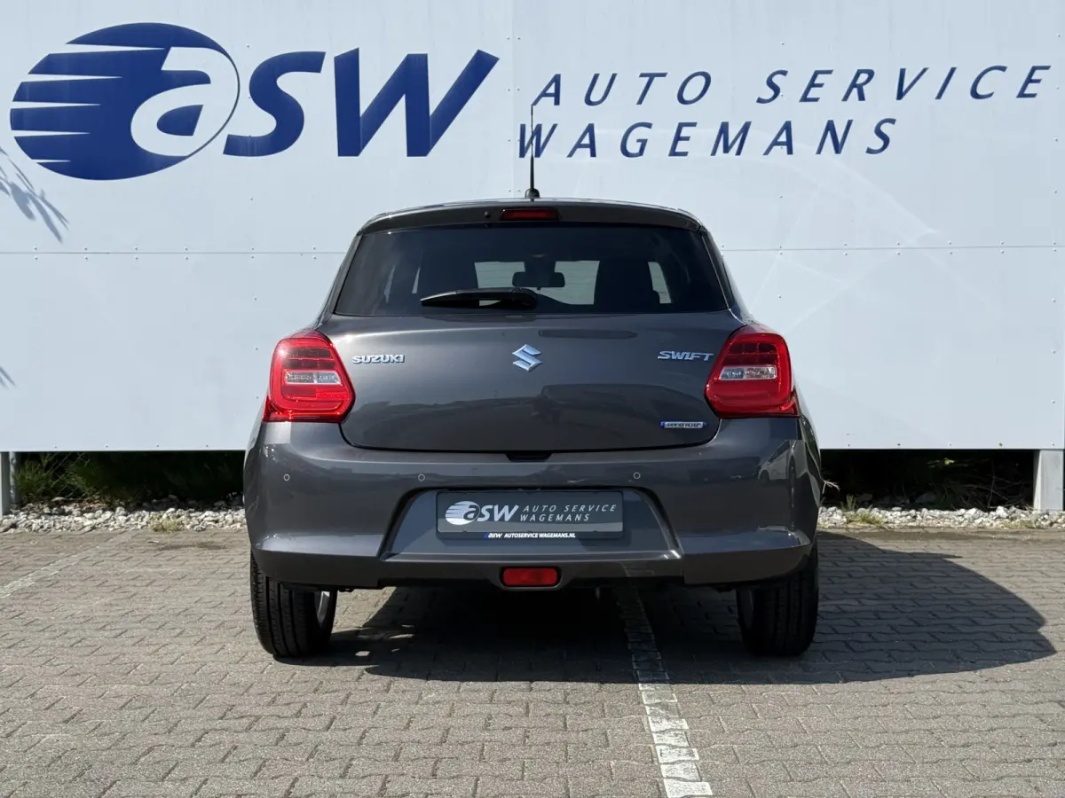 1.2 Select Smart Hybrid | CarPlay | ACC | Camera | Airco | LED
