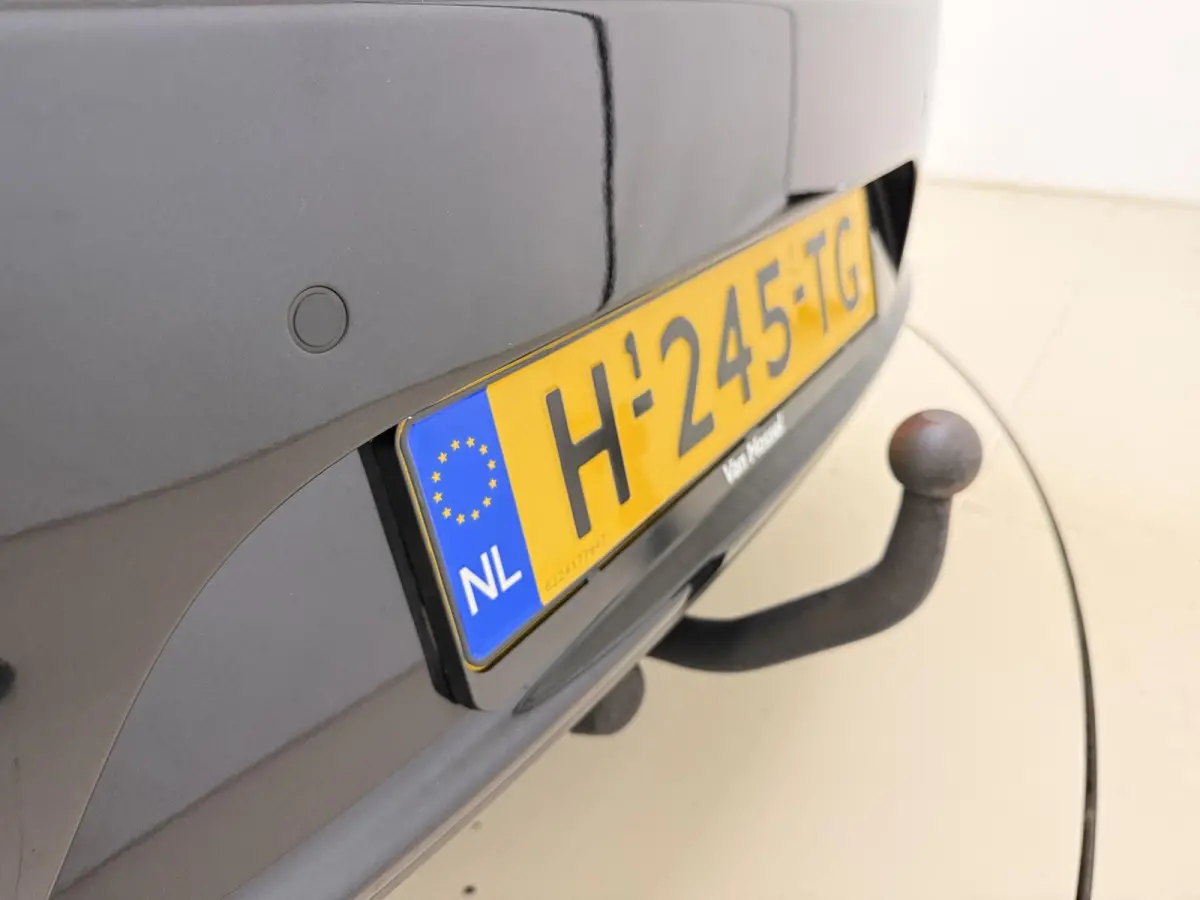 cee'd 1.4 CVVT Trekhaak | Achteruitrijcamera | Cruise Control | Stoelverwarming | Climate Control |