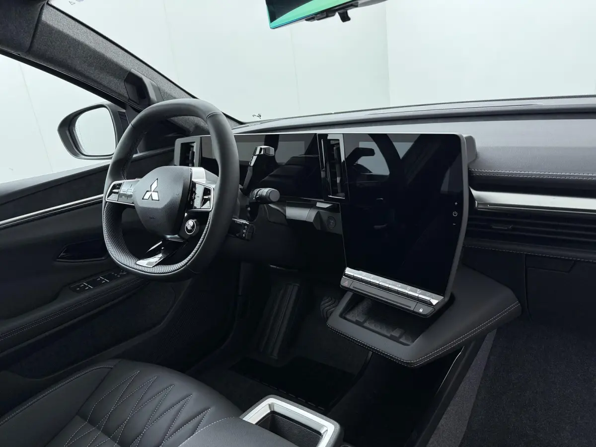 Instyle 87 kWh | €4.000,- Korting | 8 jaar garantie | Adaptieve Cruise | Stoelverwarming | Warmtepomp | 360° camera & sensoren | Lederen bekleding