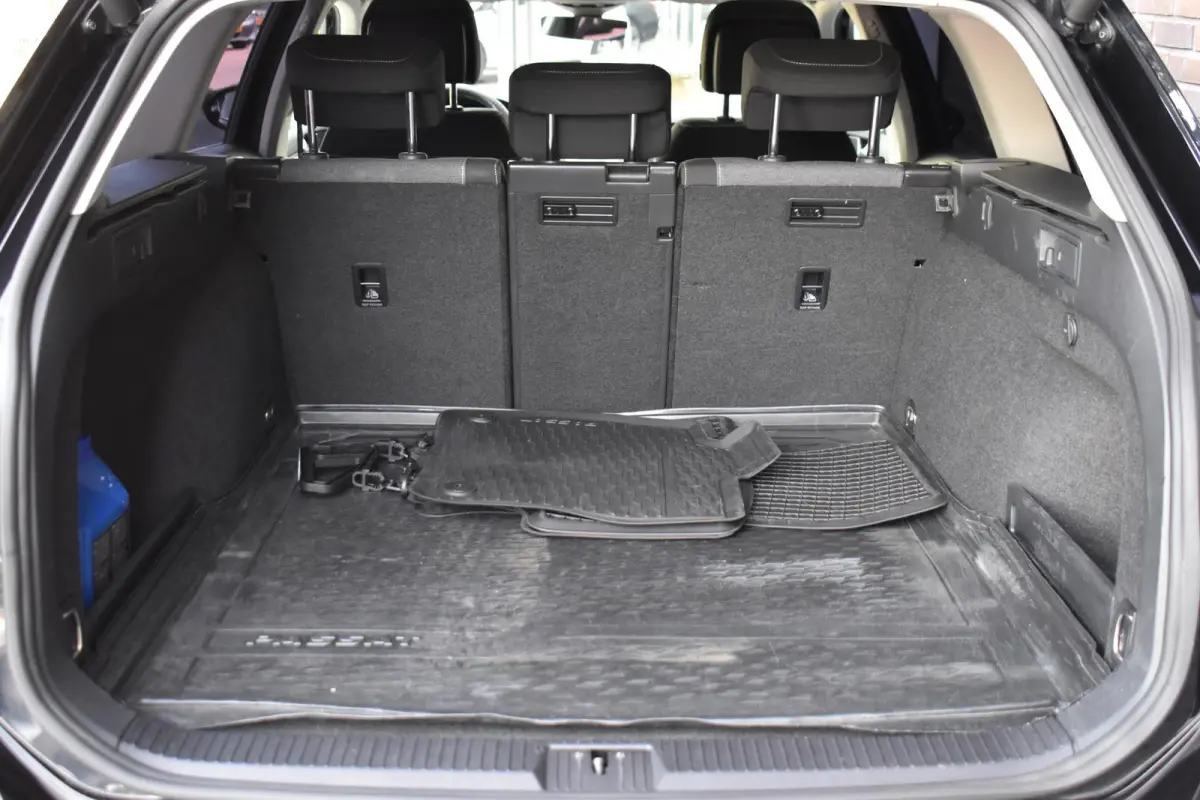 2.0 TDI VIRTUAL NAVI LMV SPORTSTOEL
