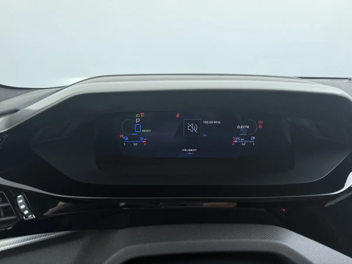 | Demo Deal | FULL OPTION | 1.6 Plug-in Hybrid 195 GT | Audio installatie | Dodehoek detectie | Matrix LED koplampen