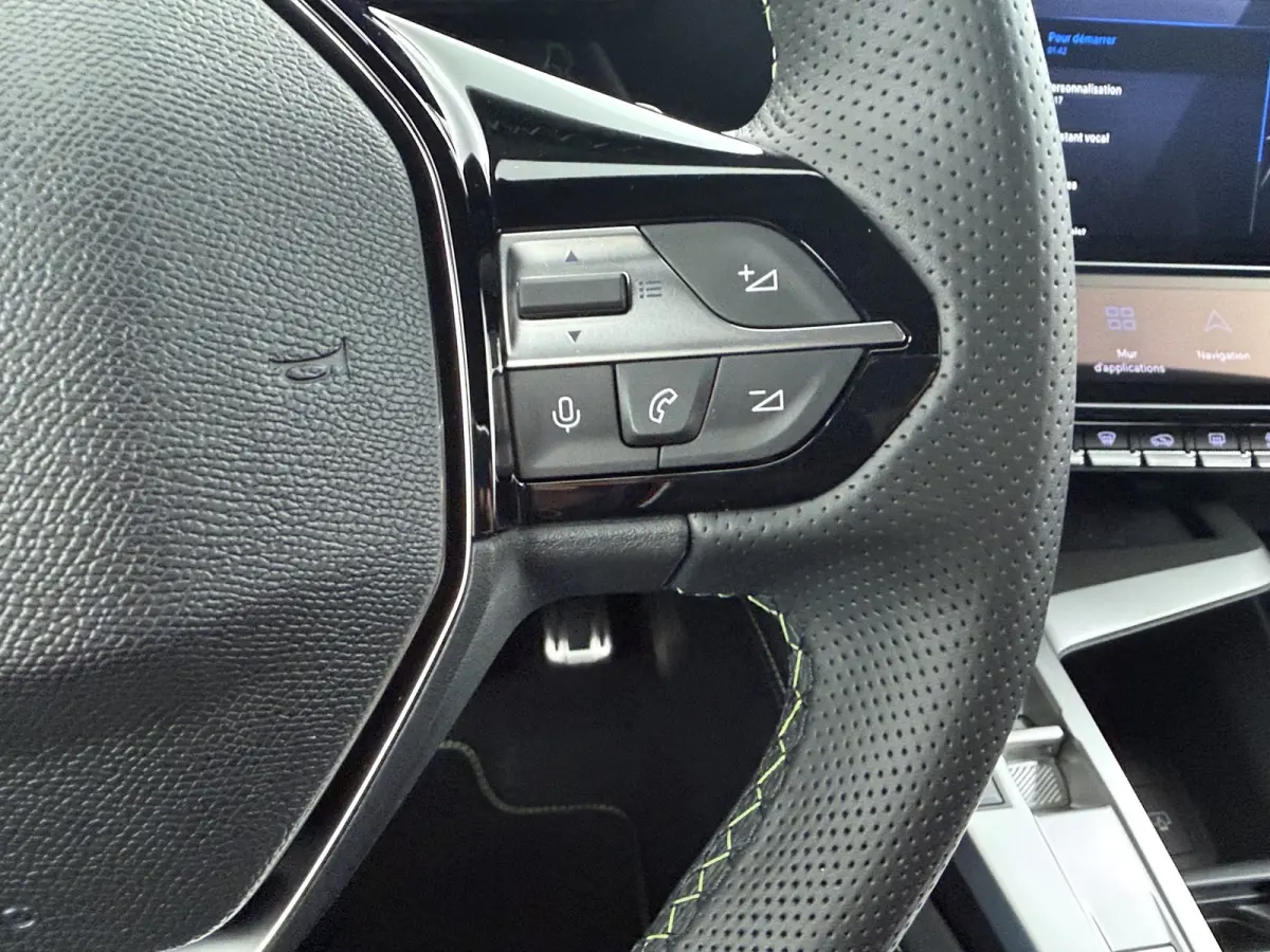 | Demo Deal | FULL OPTION | 1.6 Plug-in Hybrid 195 GT | Audio installatie | Dodehoek detectie | Matrix LED koplampen
