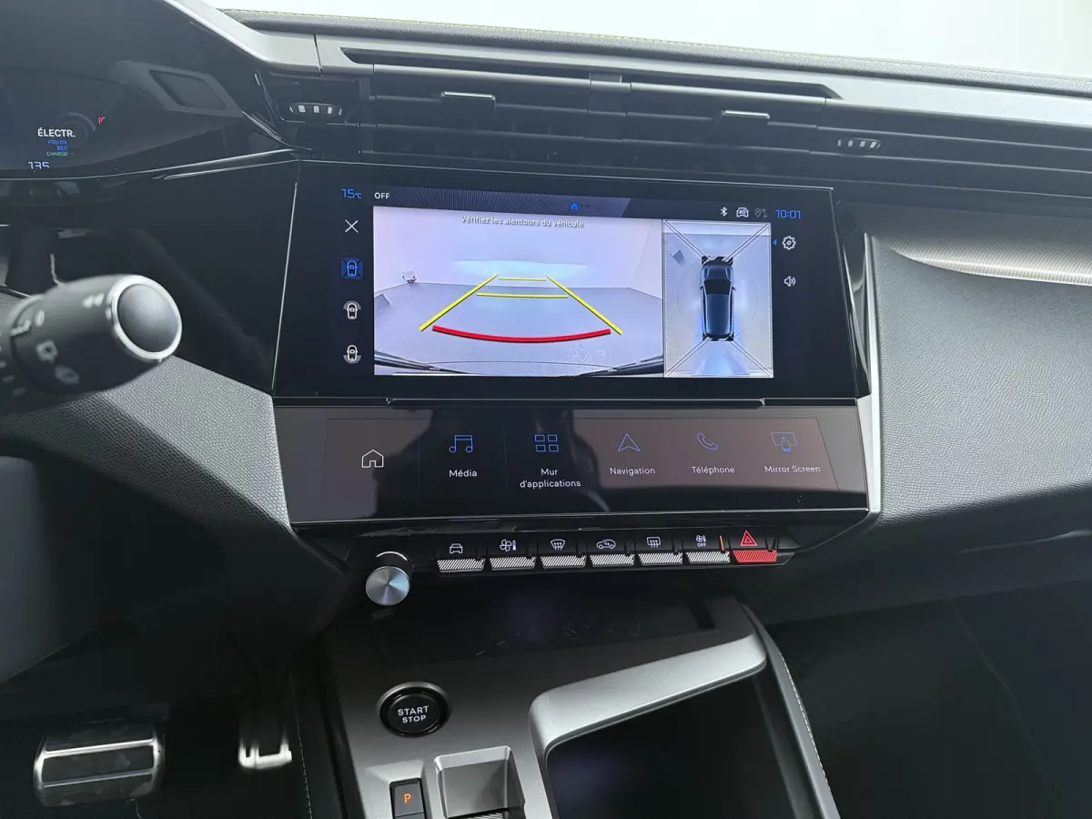 | Demo Deal | FULL OPTION | 1.6 Plug-in Hybrid 195 GT | Audio installatie | Dodehoek detectie | Matrix LED koplampen