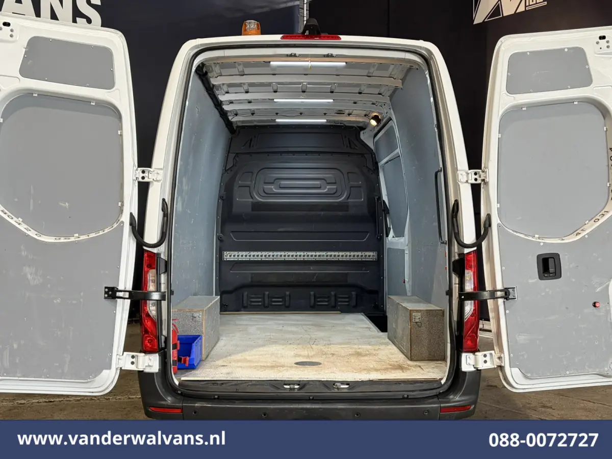 317 CDI 170pk 3500kg Trekhaak L2H2 Euro6 Airco | Camera | Apple Carplay | Cruisecontrol Android Auto, Parkeersensoren