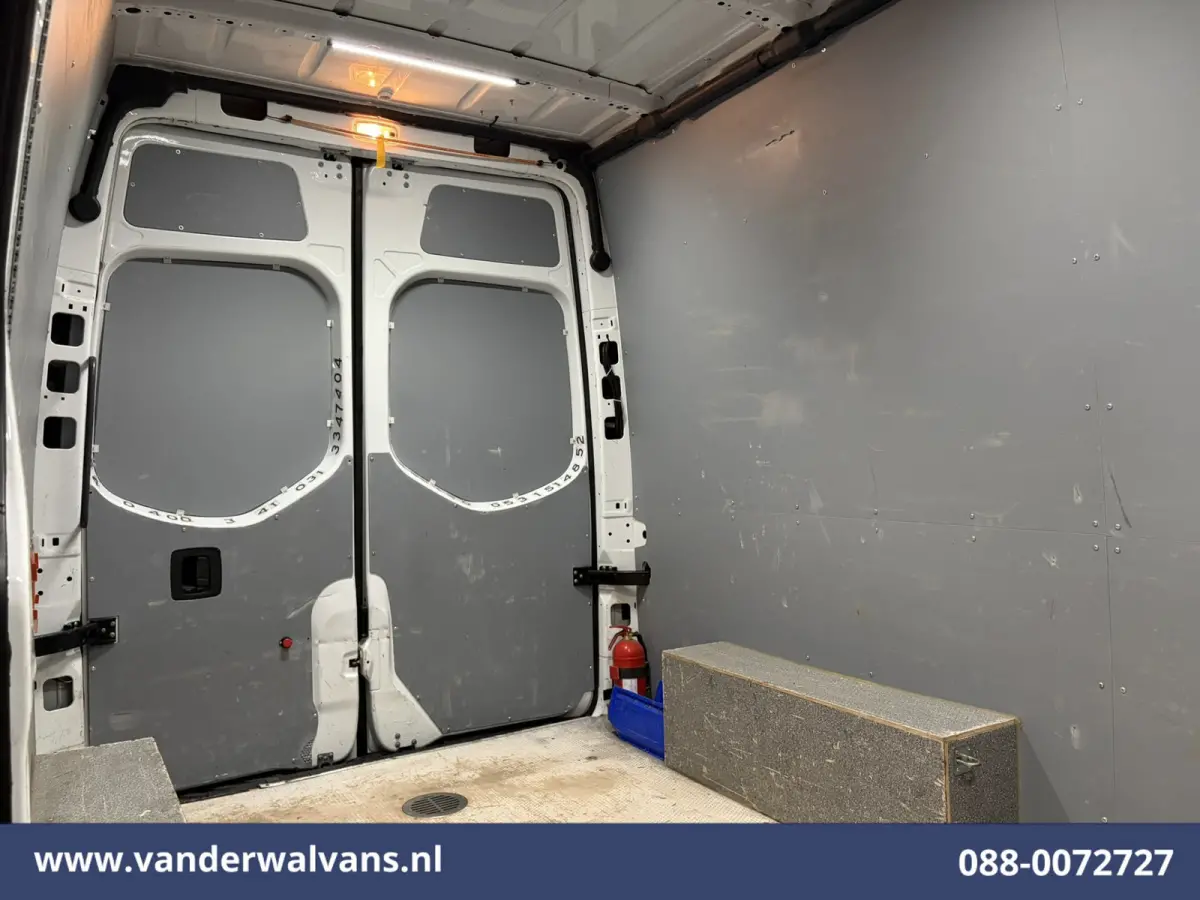 317 CDI 170pk 3500kg Trekhaak L2H2 Euro6 Airco | Camera | Apple Carplay | Cruisecontrol Android Auto, Parkeersensoren