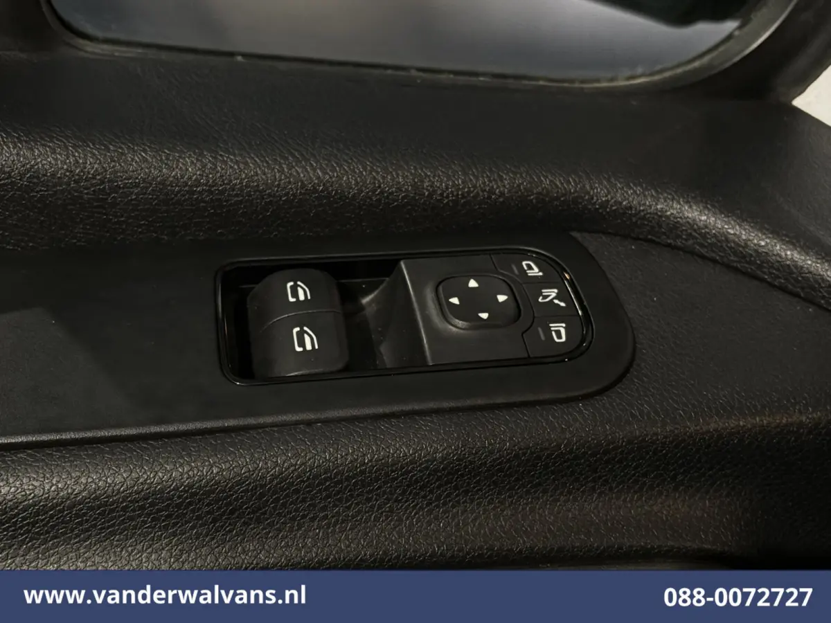 317 CDI 170pk 3500kg Trekhaak L2H2 Euro6 Airco | Camera | Apple Carplay | Cruisecontrol Android Auto, Parkeersensoren