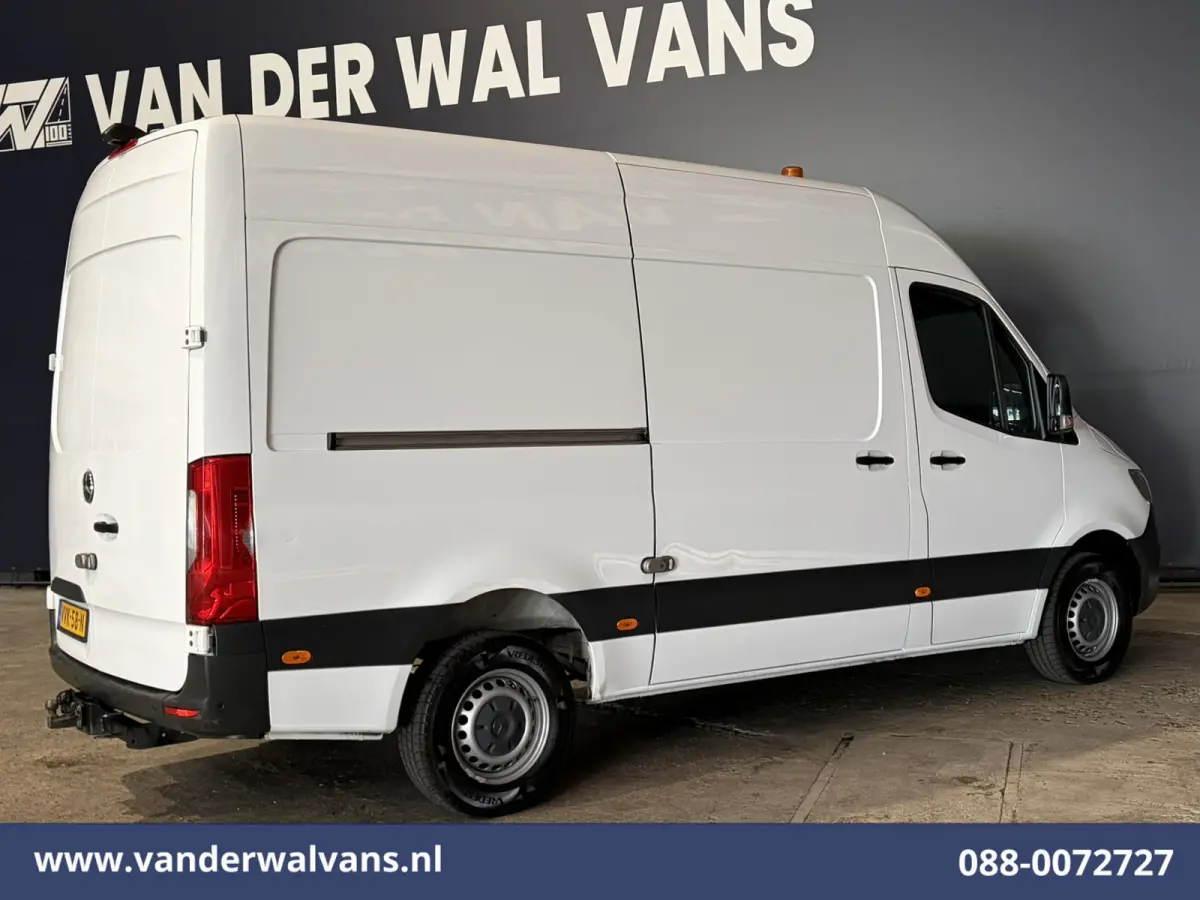 317 CDI 170pk 3500kg Trekhaak L2H2 Euro6 Airco | Camera | Apple Carplay | Cruisecontrol Android Auto, Parkeersensoren