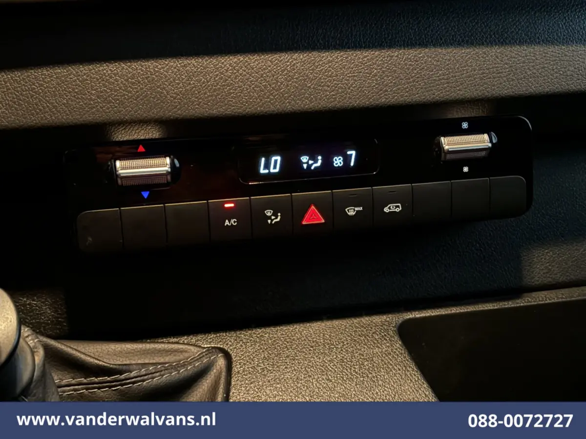 317 CDI 170pk 3500kg Trekhaak L2H2 Euro6 Airco | Camera | Apple Carplay | Cruisecontrol Android Auto, Parkeersensoren