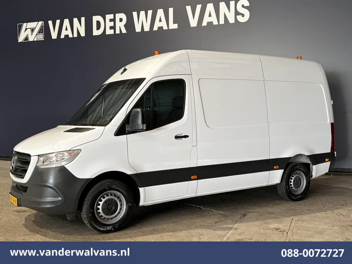 317 CDI 170pk 3500kg Trekhaak L2H2 Euro6 Airco | Camera | Apple Carplay | Cruisecontrol Android Auto, Parkeersensoren