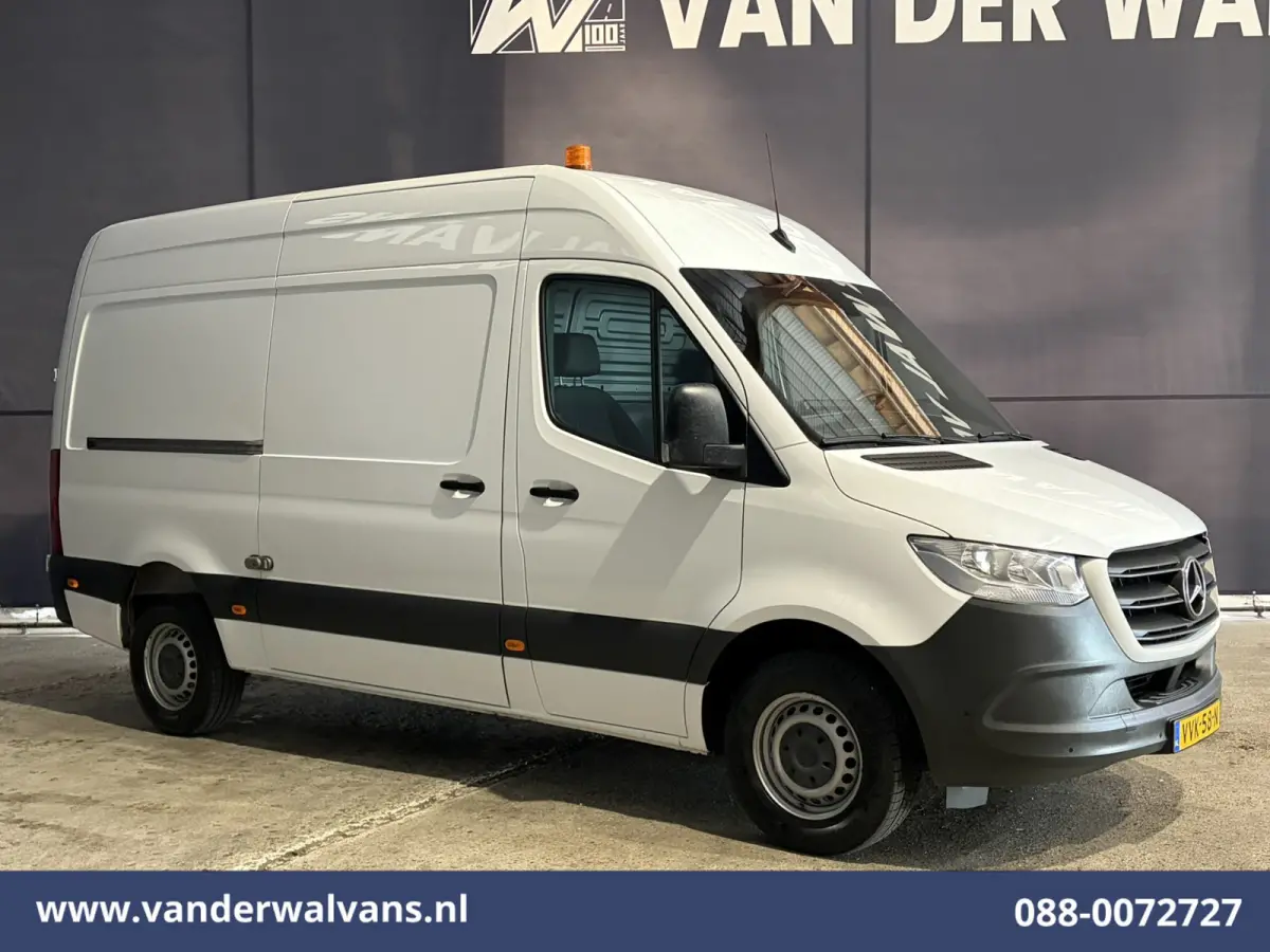 317 CDI 170pk 3500kg Trekhaak L2H2 Euro6 Airco | Camera | Apple Carplay | Cruisecontrol Android Auto, Parkeersensoren