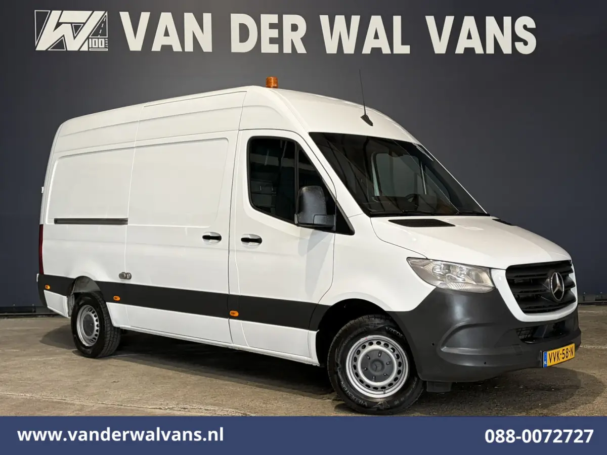317 CDI 170pk 3500kg Trekhaak L2H2 Euro6 Airco | Camera | Apple Carplay | Cruisecontrol Android Auto, Parkeersensoren