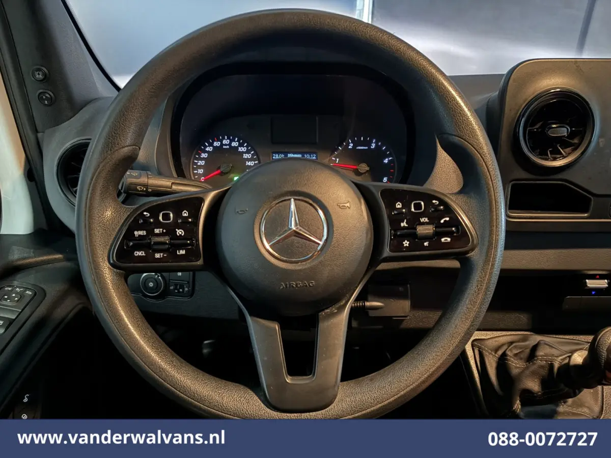 317 CDI 170pk 3500kg Trekhaak L2H2 Euro6 Airco | Camera | Apple Carplay | Cruisecontrol Android Auto, Parkeersensoren