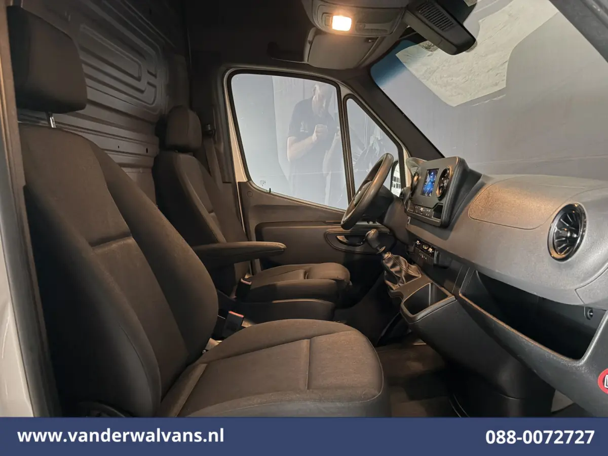 317 CDI 170pk 3500kg Trekhaak L2H2 Euro6 Airco | Camera | Apple Carplay | Cruisecontrol Android Auto, Parkeersensoren