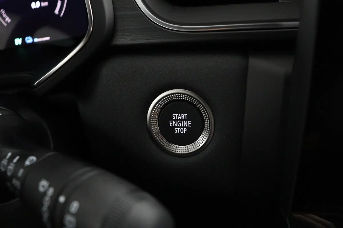 1.8 HEV Instyle | € 2.000 Korting | 360º Camera | Adaptive Cruise Control | Bekleding Leder | Climate Control | Elektrische Kofferklep | Elektrische Stoelen | Google Navigatie | Panoramad