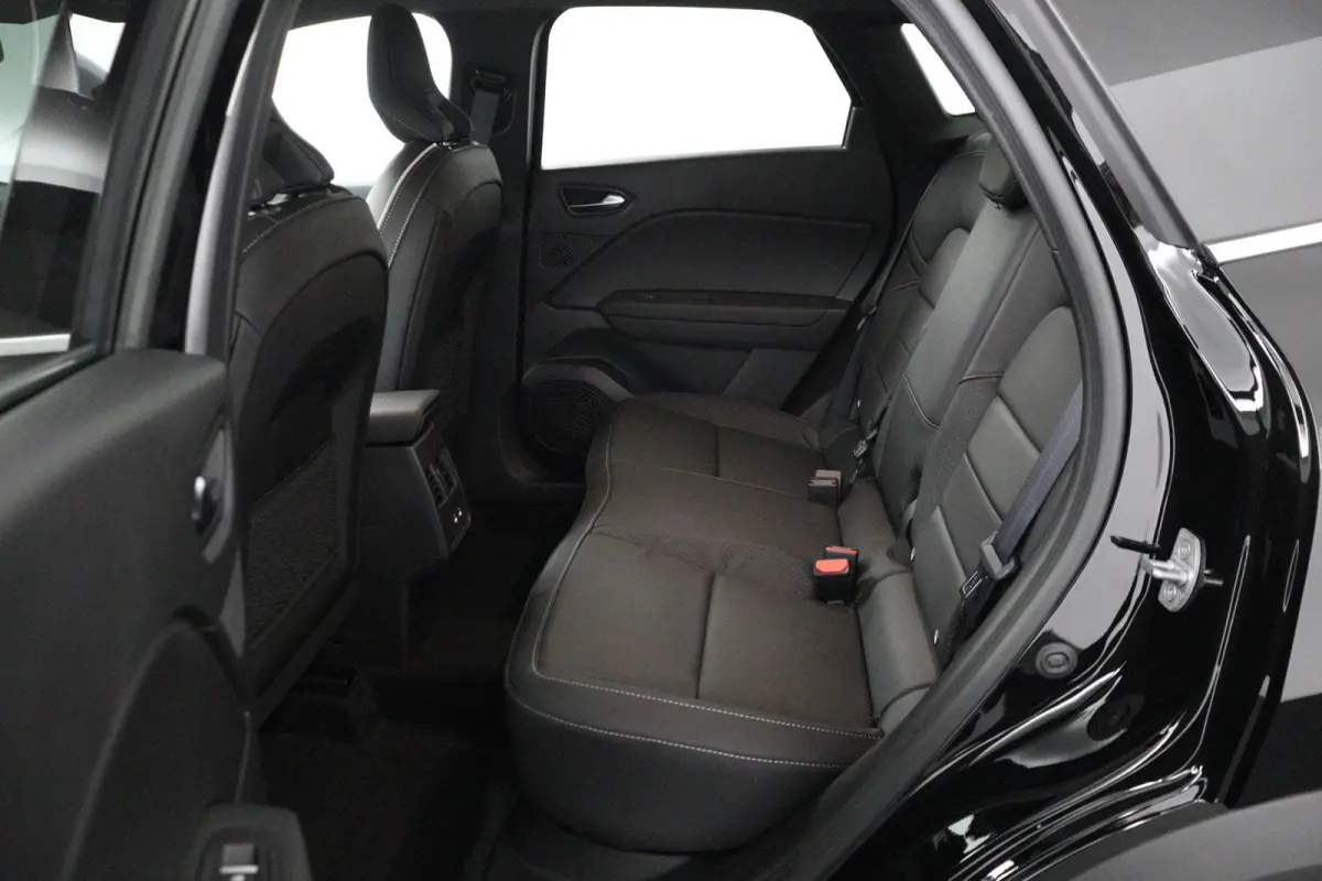1.8 HEV Instyle | € 2.000 Korting | 360º Camera | Adaptive Cruise Control | Bekleding Leder | Climate Control | Elektrische Kofferklep | Elektrische Stoelen | Google Navigatie | Panoramad