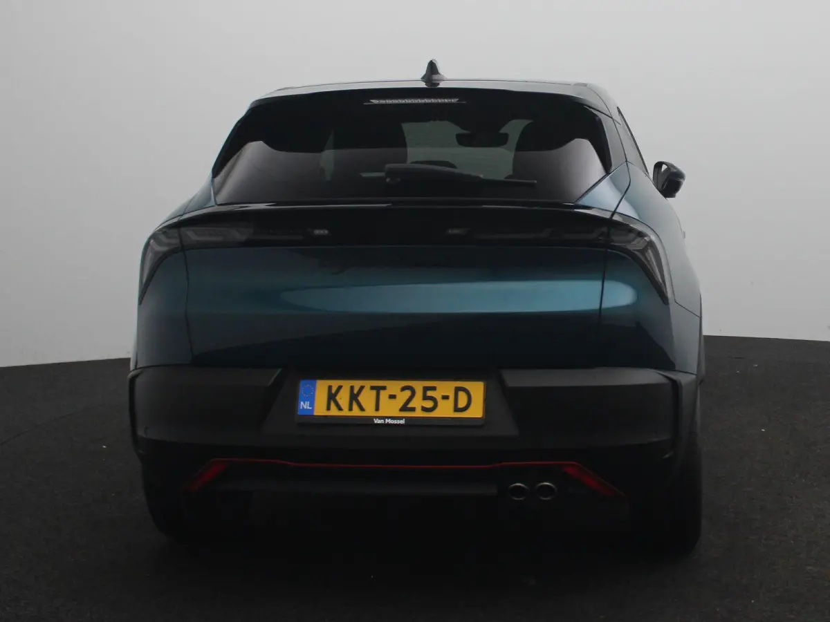 1.2 Turbo Hybrid Ibrida Speciale | Stoelmassage | | Navigatie | Camera |