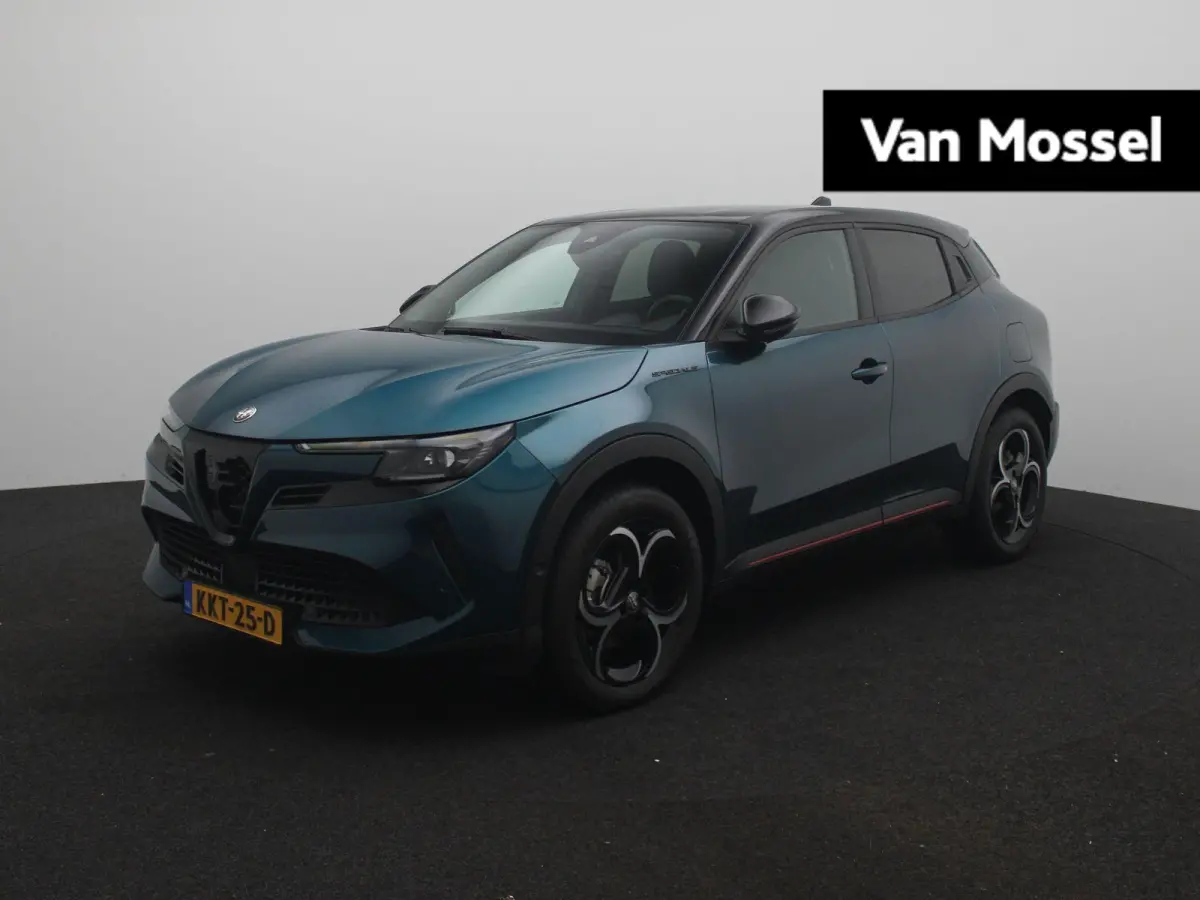 1.2 Turbo Hybrid Ibrida Speciale | Stoelmassage | | Navigatie | Camera |