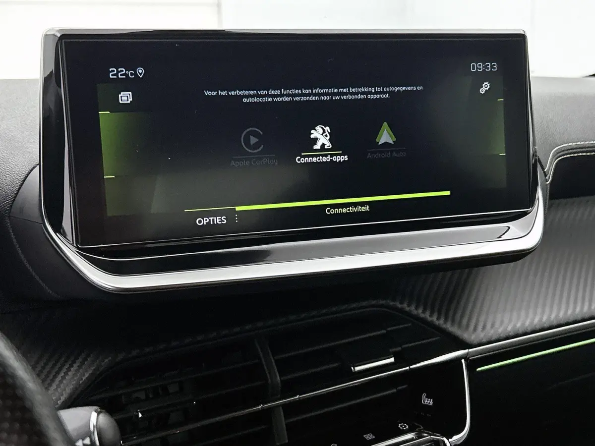 GT Pack 130pk Automaat | Navigatie | Achteruitrijcamera | Leder/Alcantara | Stoelverwarming | Full Led koplampen | Adaptieve Cruise Control | 3D Cockpit | Parkeersensoren v+a | Climate Contr