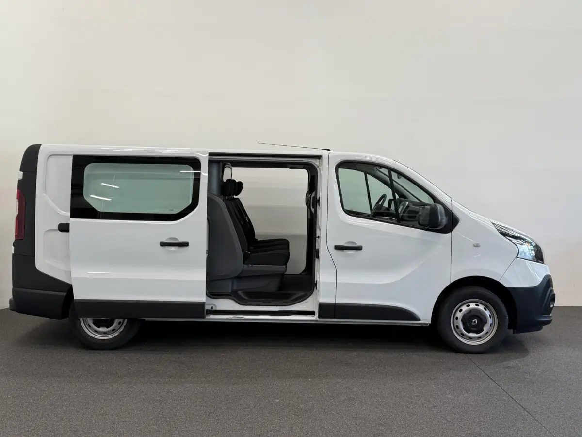 1.6 dCi T29 L2H1 Dubbele Cabine Comfort Energy Navigatie Bluetooth Airco