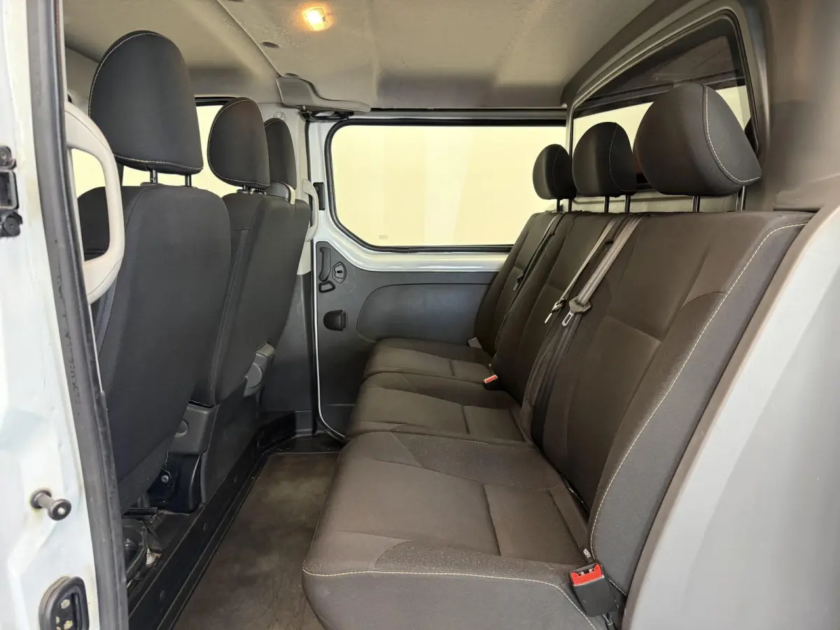 1.6 dCi T29 L2H1 Dubbele Cabine Comfort Energy Navigatie Bluetooth Airco
