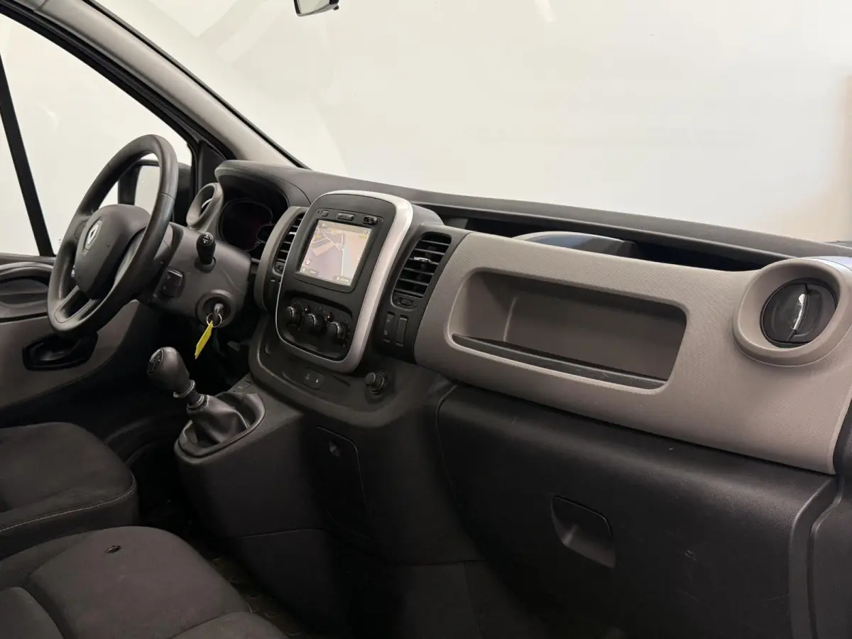 1.6 dCi T29 L2H1 Dubbele Cabine Comfort Energy Navigatie Bluetooth Airco