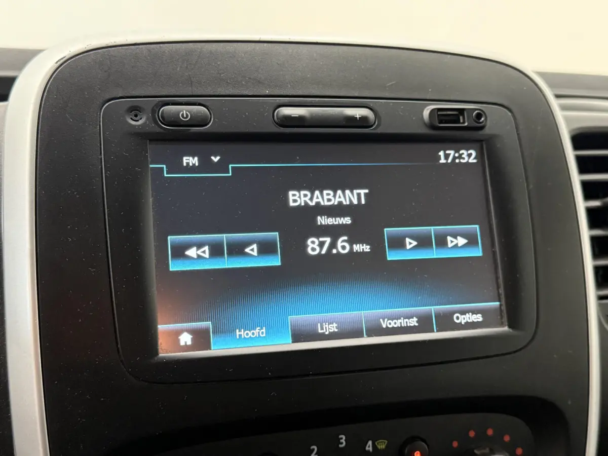 1.6 dCi T29 L2H1 Dubbele Cabine Comfort Energy Navigatie Bluetooth Airco