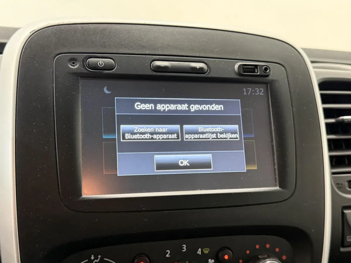 1.6 dCi T29 L2H1 Dubbele Cabine Comfort Energy Navigatie Bluetooth Airco