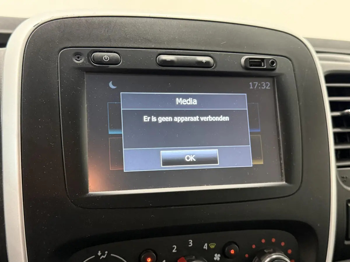 1.6 dCi T29 L2H1 Dubbele Cabine Comfort Energy Navigatie Bluetooth Airco