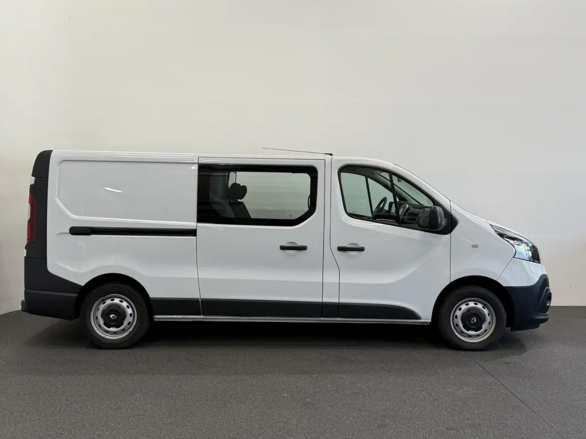 1.6 dCi T29 L2H1 Dubbele Cabine Comfort Energy Navigatie Bluetooth Airco