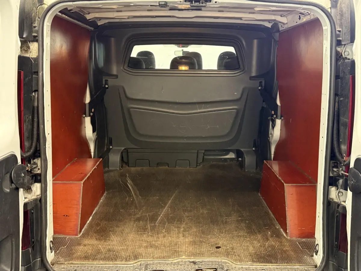 1.6 dCi T29 L2H1 Dubbele Cabine Comfort Energy Navigatie Bluetooth Airco