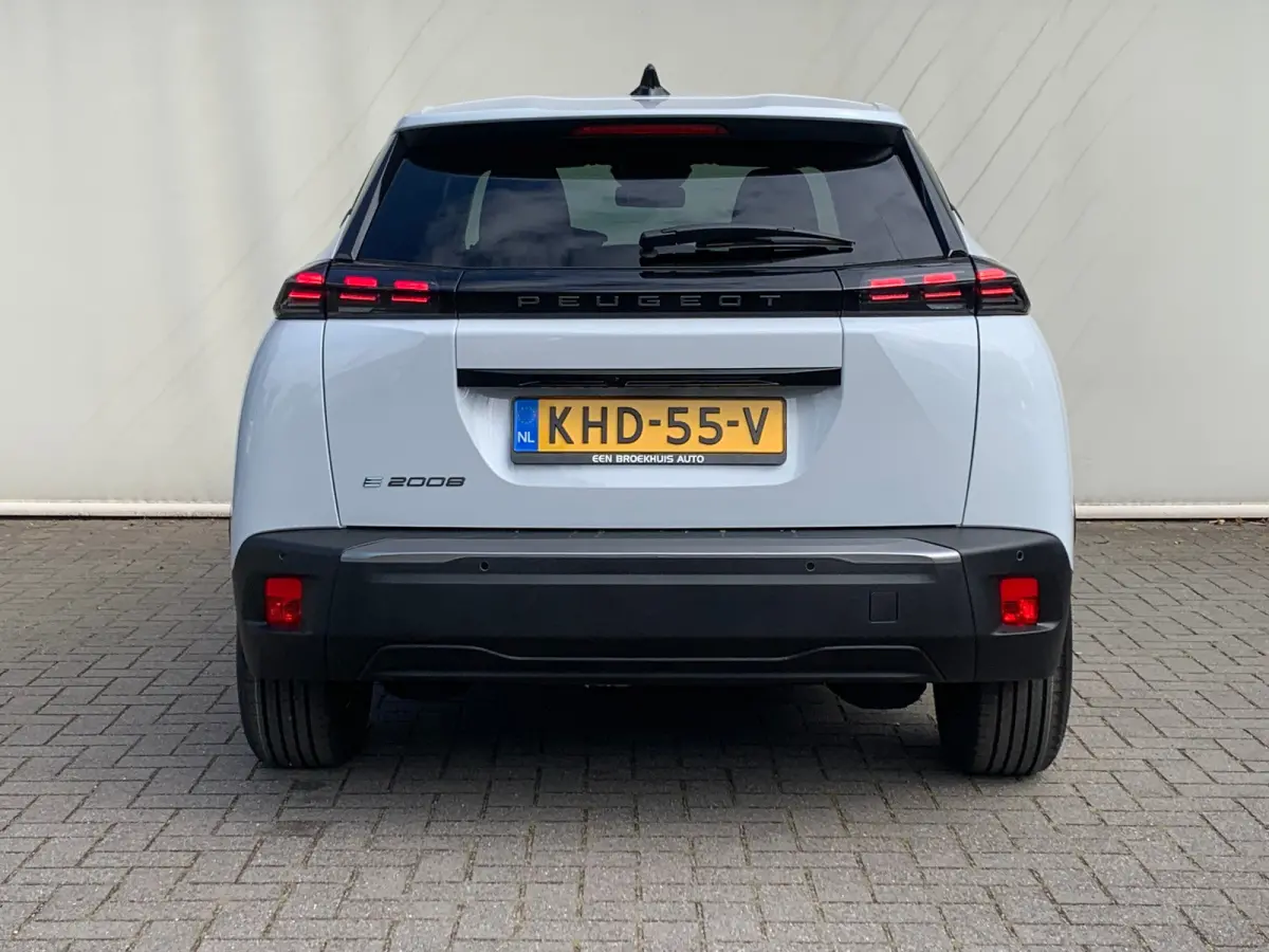 EV Style Avantage 54 kWh Airco | Camera | Cruise Control | DAB | LED | Navi | PDC Achter | 11 KwH |
