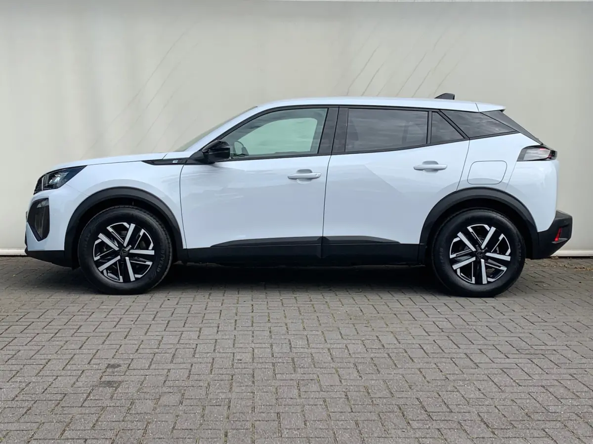 EV Style Avantage 54 kWh Airco | Camera | Cruise Control | DAB | LED | Navi | PDC Achter | 11 KwH |