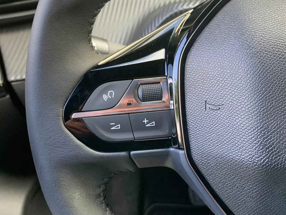 EV Style Avantage 54 kWh Airco | Camera | Cruise Control | DAB | LED | Navi | PDC Achter | 11 KwH |