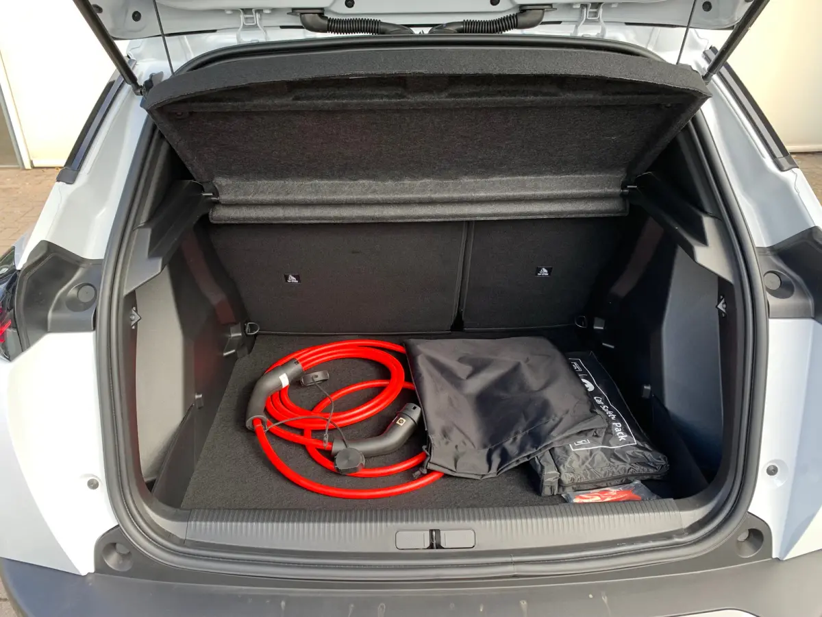 EV Style Avantage 54 kWh Airco | Camera | Cruise Control | DAB | LED | Navi | PDC Achter | 11 KwH |