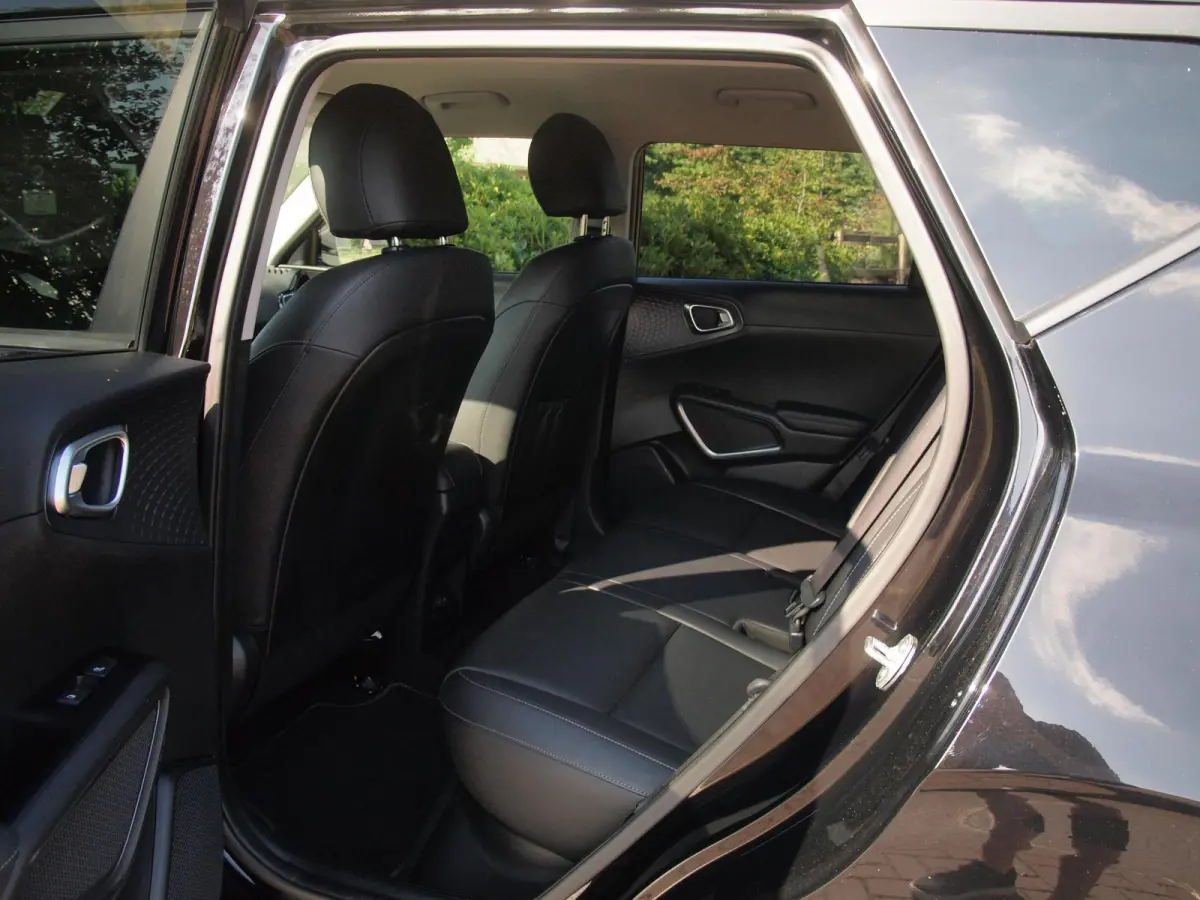 ExecutiveLine 64 kWh | Camera | Trekhaak | Harman Kardon | Head-Up Display | Apple Carplay |
