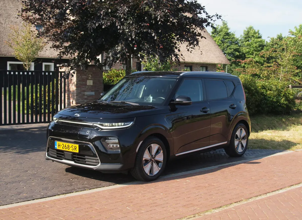 ExecutiveLine 64 kWh | Camera | Trekhaak | Harman Kardon | Head-Up Display | Apple Carplay |