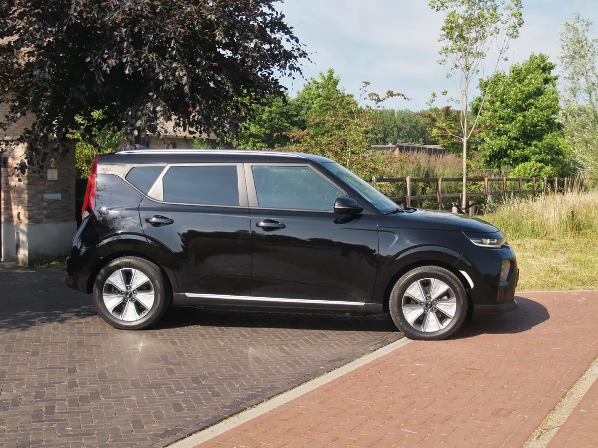 ExecutiveLine 64 kWh | Camera | Trekhaak | Harman Kardon | Head-Up Display | Apple Carplay |
