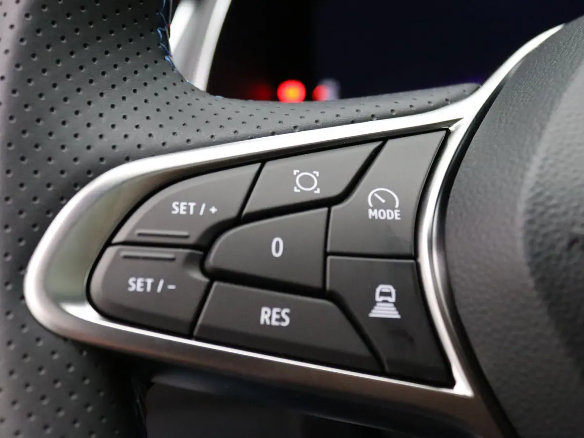 E-Tech full hybrid 145pk esprit Alpine Elektrisch glazen schuif-/kanteldak | Harman Kardon
