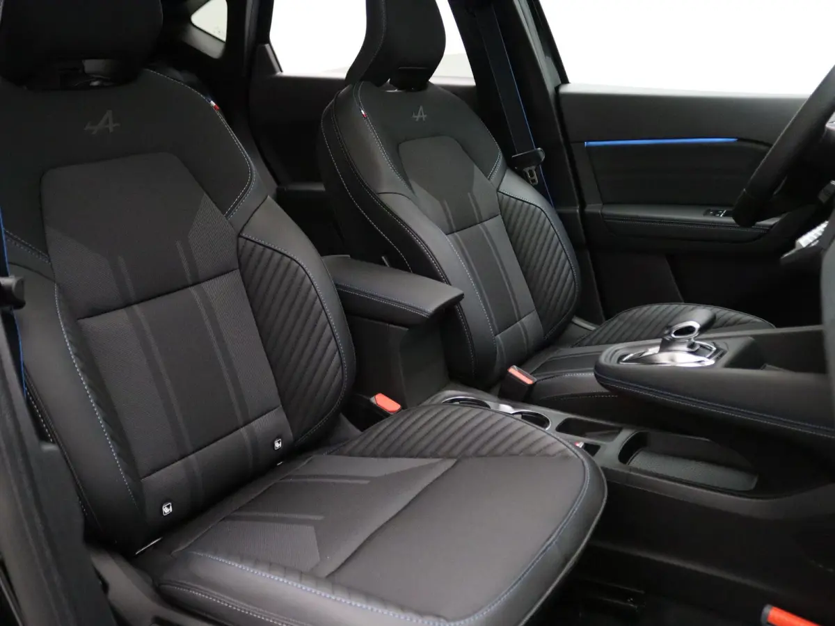 E-Tech full hybrid 145pk esprit Alpine Elektrisch glazen schuif-/kanteldak | Harman Kardon