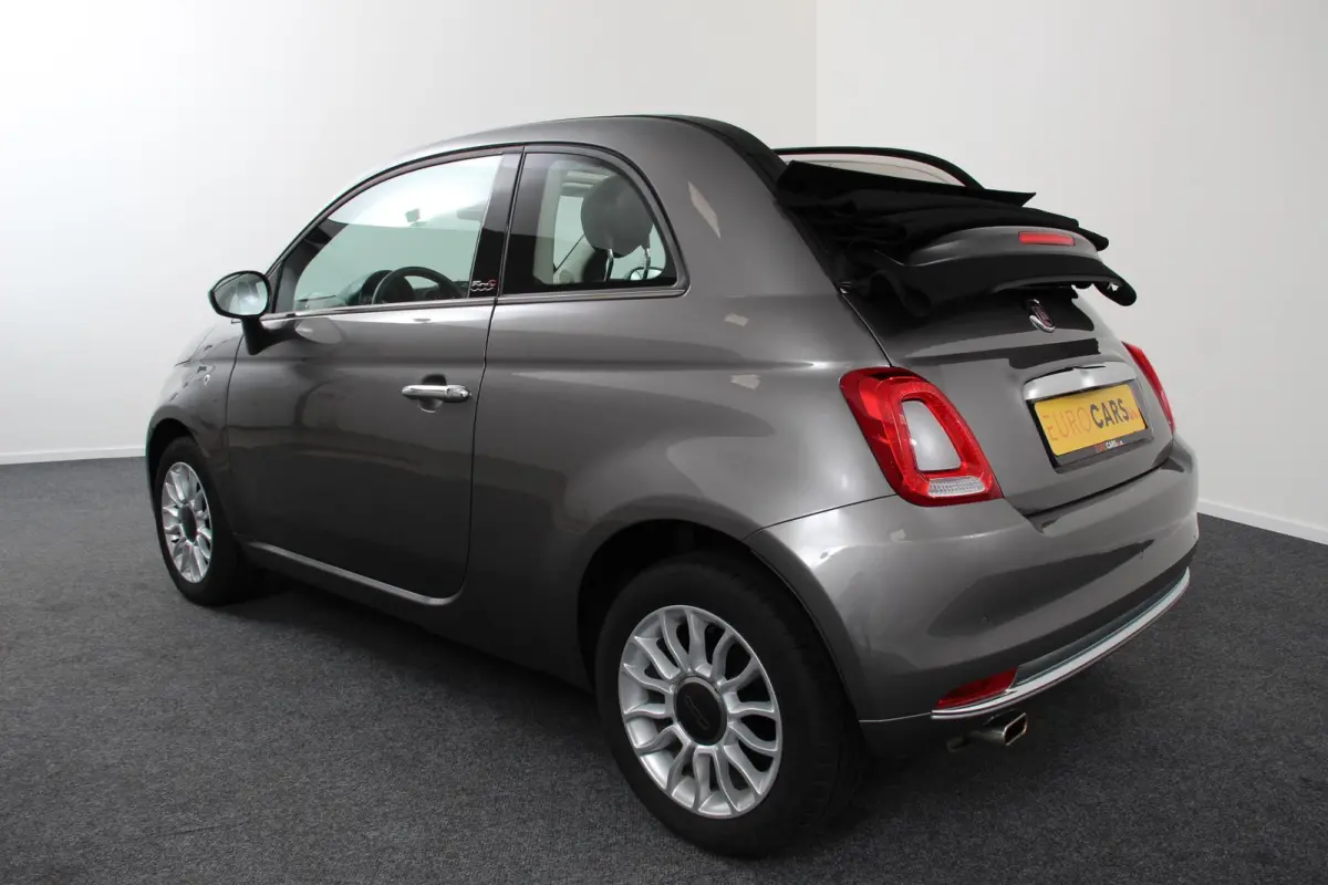 1.2 Lounge Navigatie Lederen interieur Climate control Cruise control Parkeer sensor achter DAB