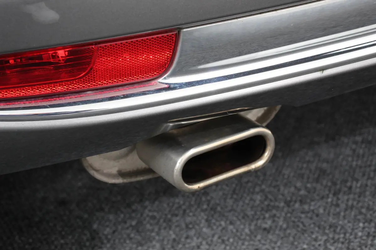 1.2 Lounge Navigatie Lederen interieur Climate control Cruise control Parkeer sensor achter DAB