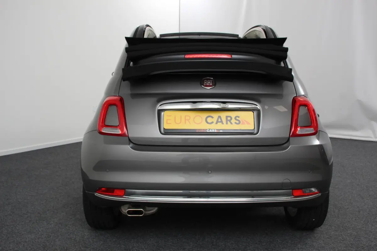1.2 Lounge Navigatie Lederen interieur Climate control Cruise control Parkeer sensor achter DAB