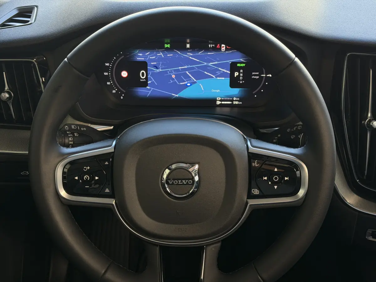 2.0 T8 456PK AWD ULTRA BLACK EDITION STOEL/STUUR.VER. 22''LMV PANO HEADUP HARMAN KARDON