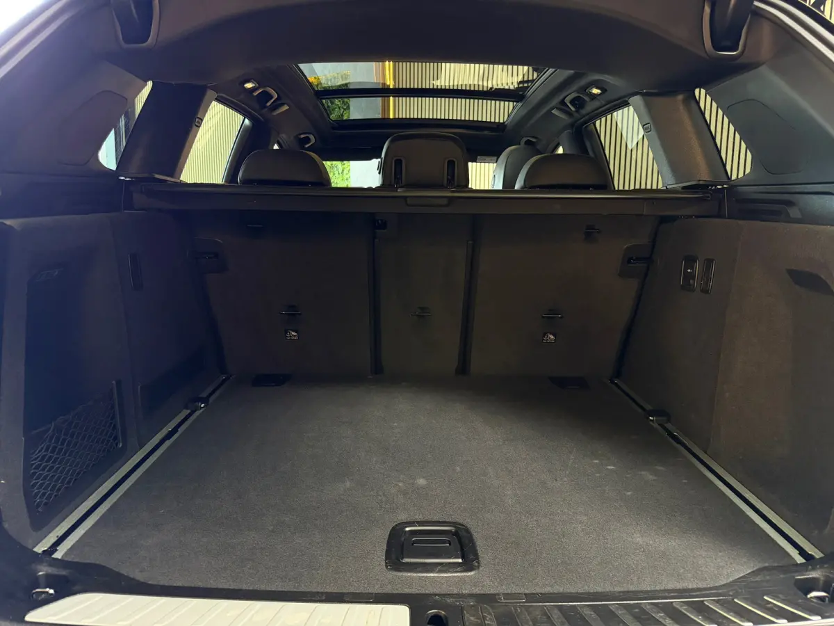 M40i xDrive High Executive M-SPORT |PANO|HARMAN KARDON| MEMORY|SFEERVERLICHTING | DEALER ONDERHOUDEN |TREKHAAK | BOMVOL!