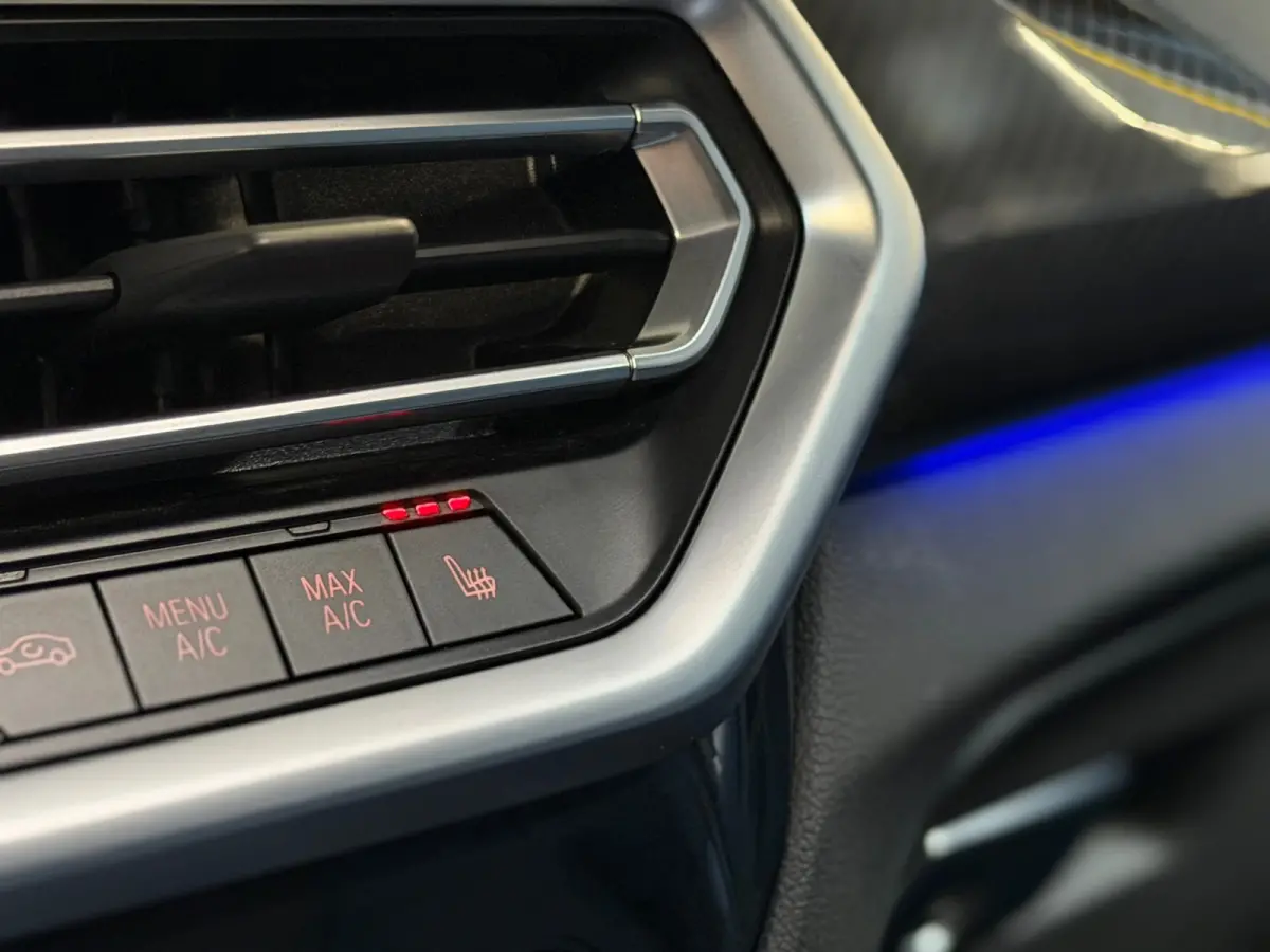 M40i xDrive High Executive M-SPORT |PANO|HARMAN KARDON| MEMORY|SFEERVERLICHTING | DEALER ONDERHOUDEN |TREKHAAK | BOMVOL!